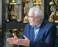 استقلال را از شر پلیدی‌ها و سایه‌های شرور پاک کنید