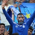 یکی آن بالا تو را دوست دارد